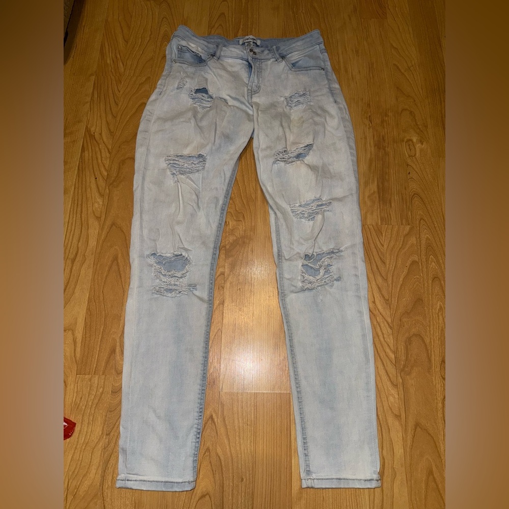Refuge light wash distressed Jeans Size 4